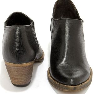 Very Volatile Black Leather Ankle Boots